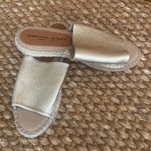 Patricia Green Gold Women's Slide Sandals